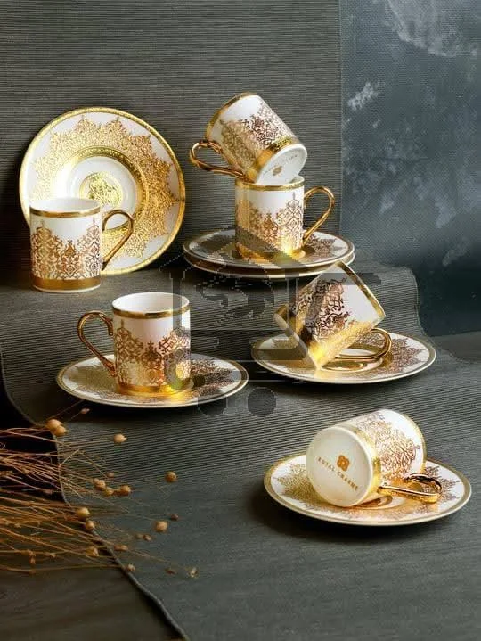 * قصر الكريستال * - الصورة 2