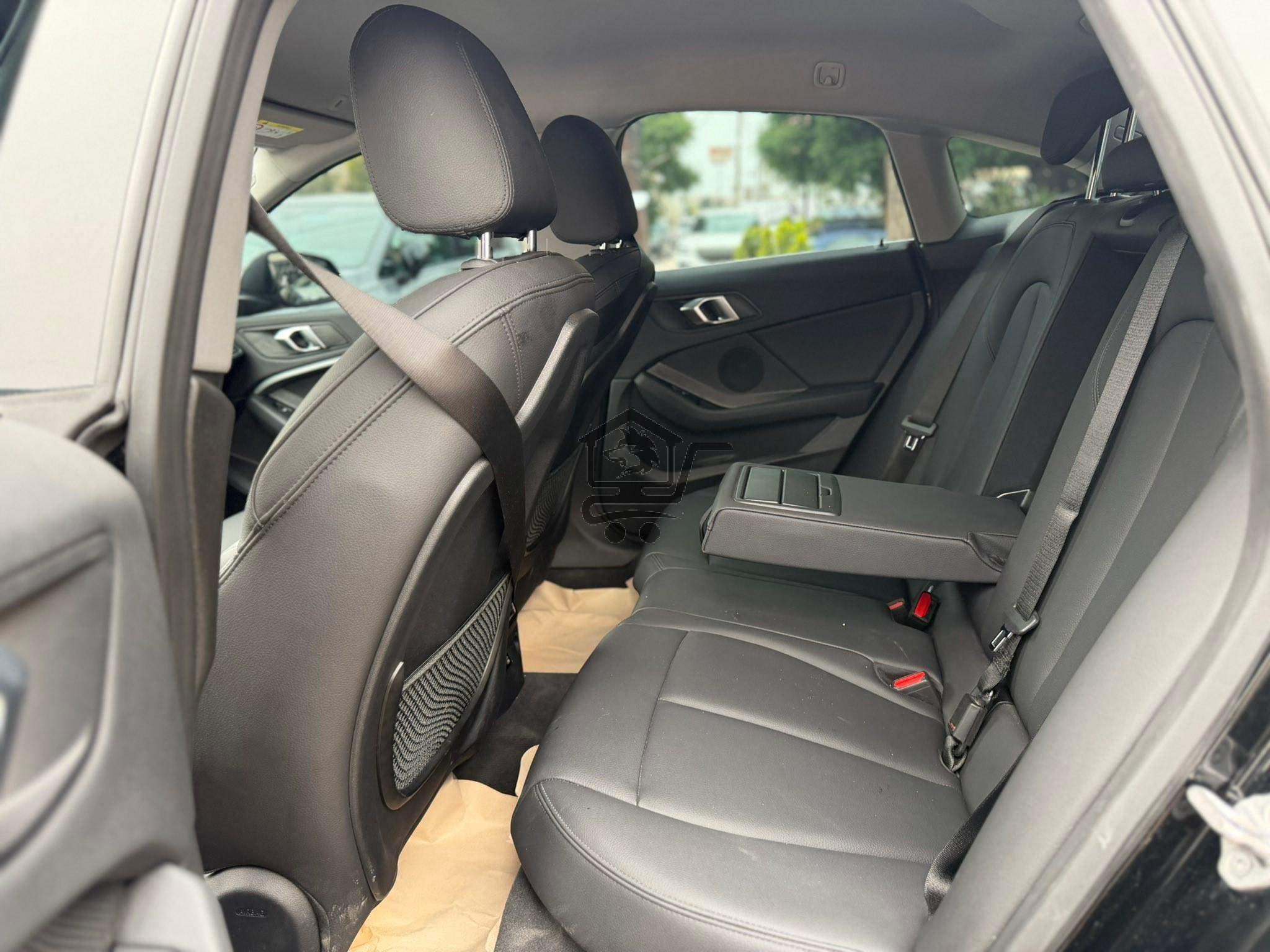 BMW 220i 2024 - الصورة 9