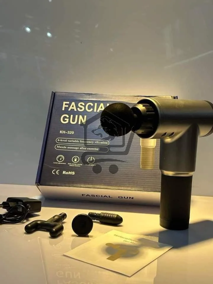 فرد تدليك ومساجد يعمل على الشحن