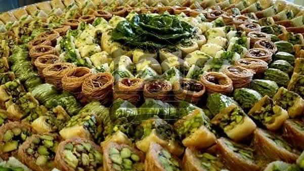 حلويات تومانية