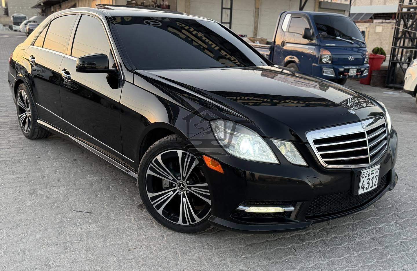 Mercedes E350 Limited\ - الصورة 3