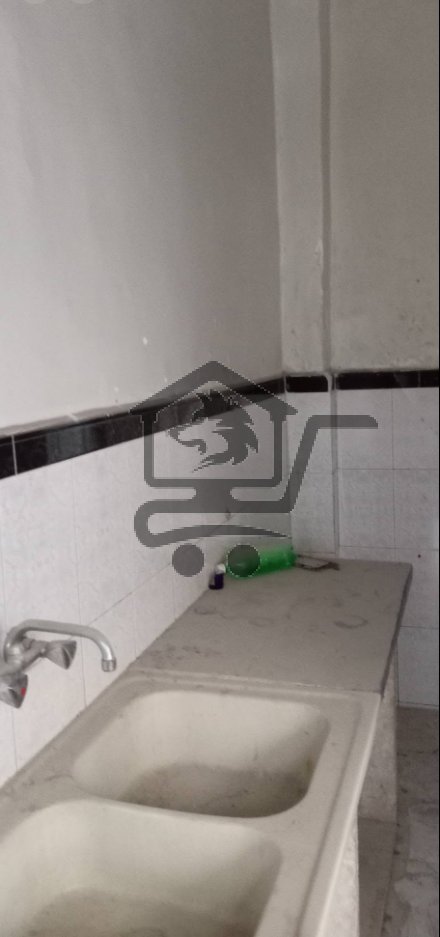 شقة بإكساء جيد - الصورة 4