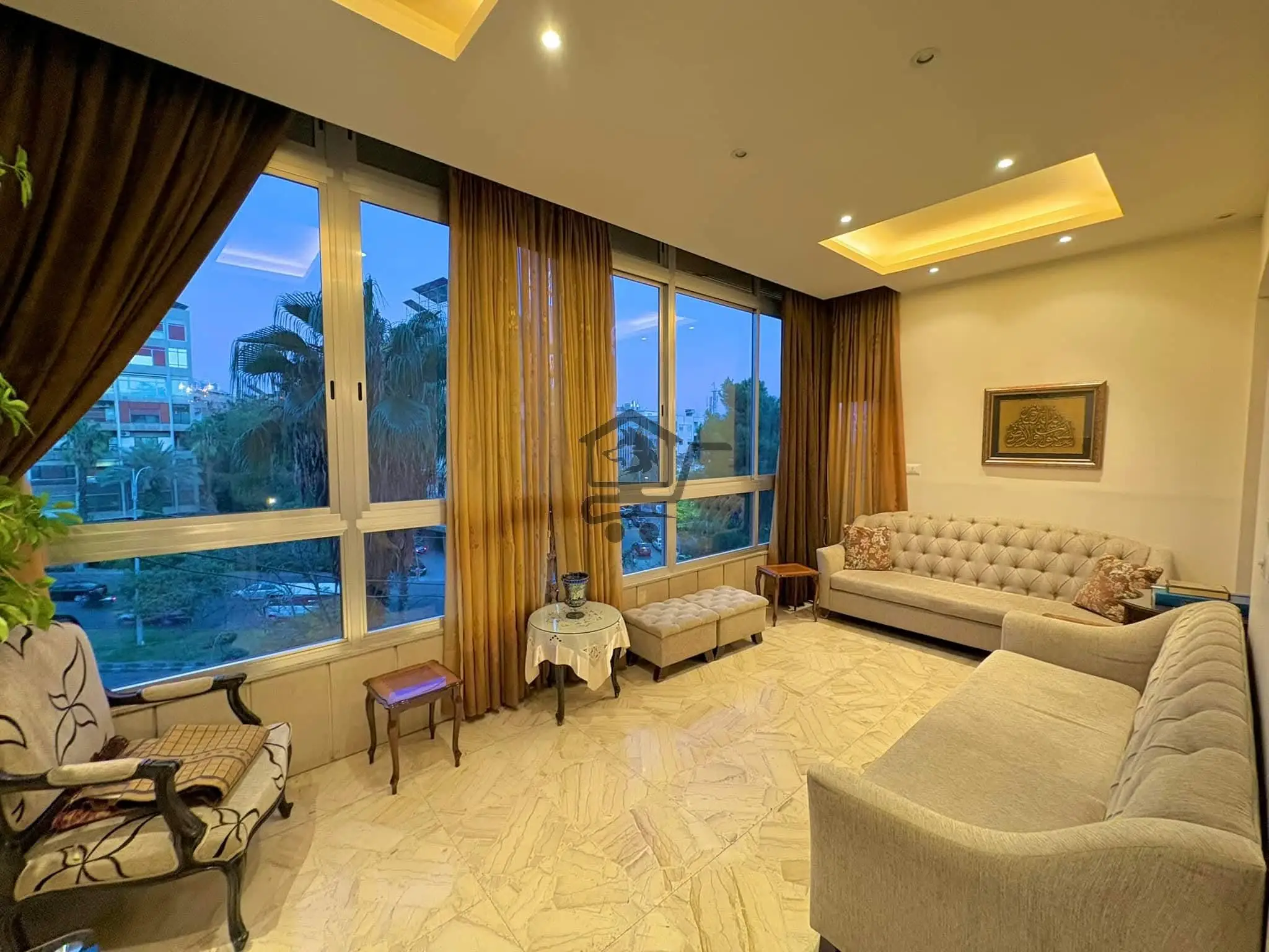 شقة بكسوة واطلالة مميزة - الصورة 3