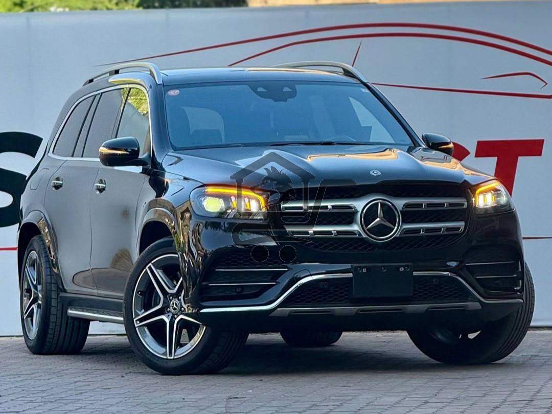 Mercedes-Benz GLS 580 - الصورة 1