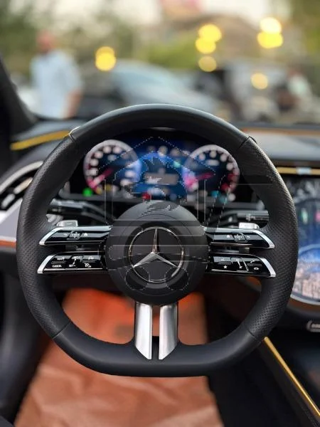 مرسيدس بينز - Mercedes benz E300 - الصورة 6