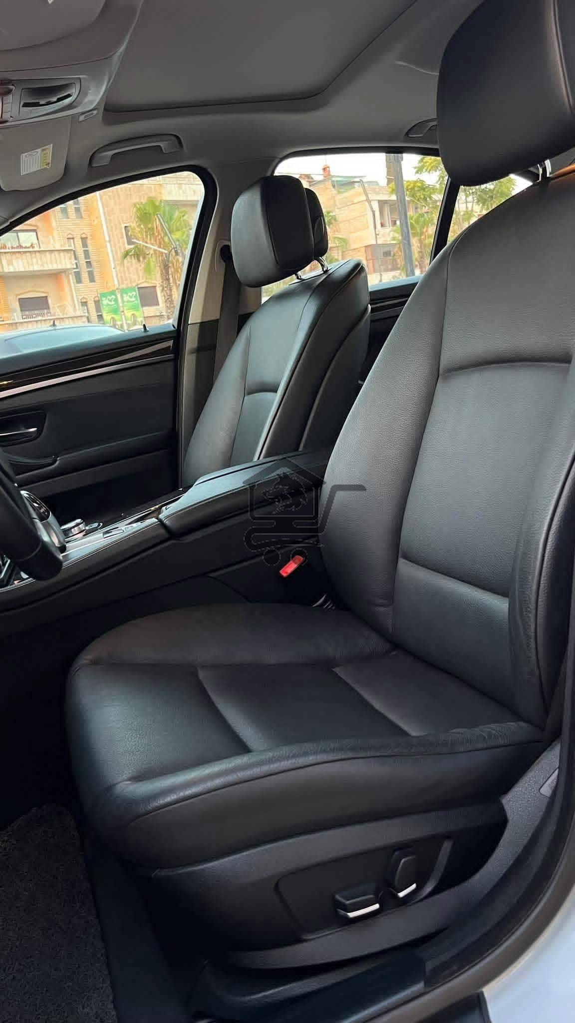 BMW 528i - الصورة 3