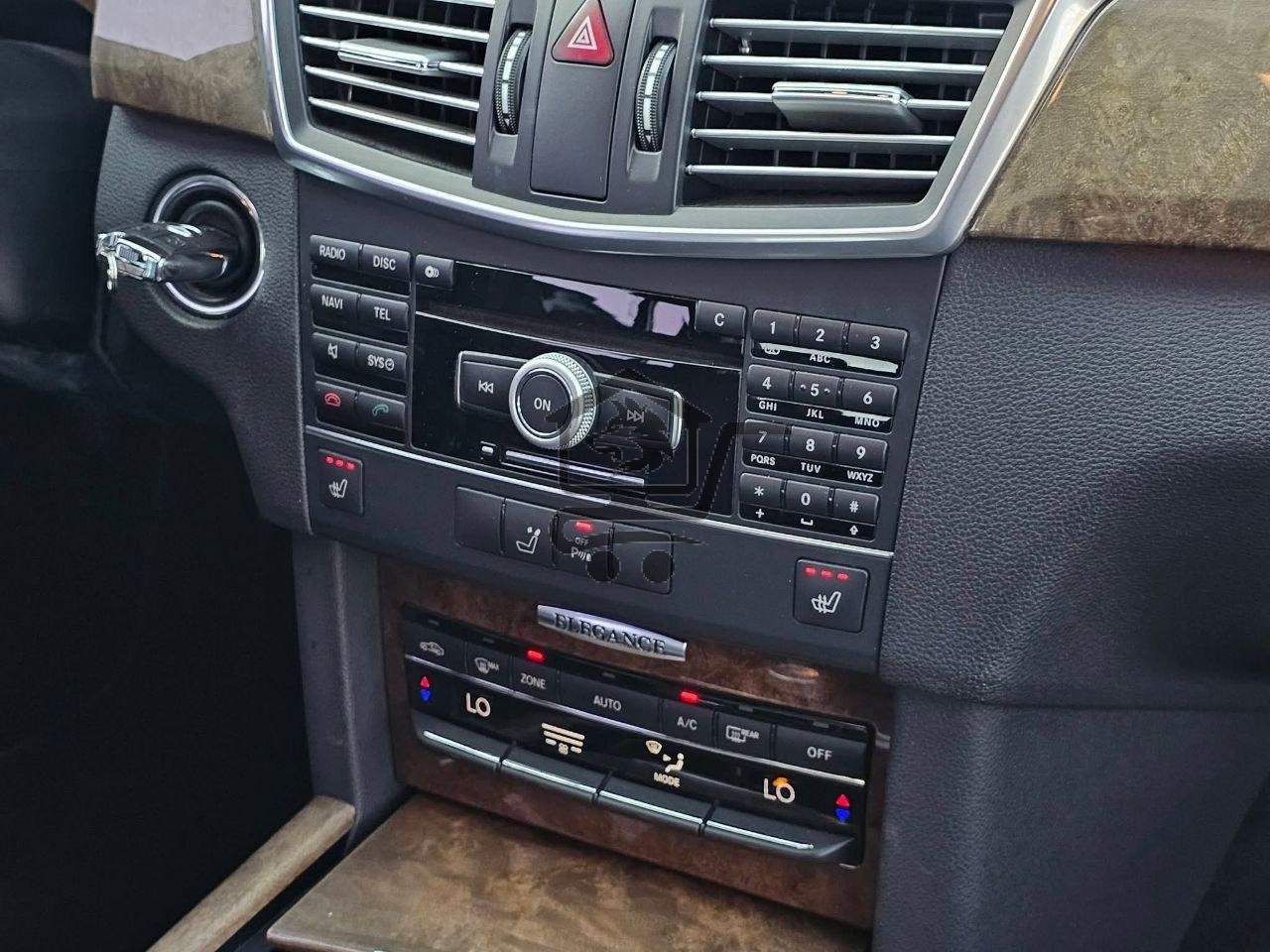 MERCEDES BENZ E300 - الصورة 8