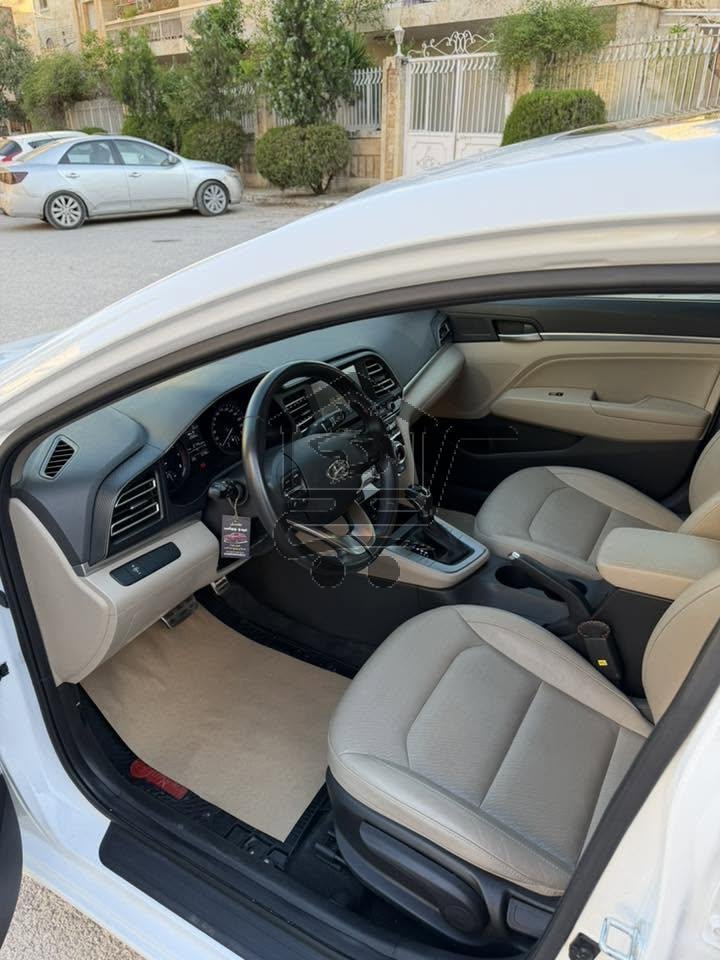 Hyundai Elantra 2020 - الصورة 6
