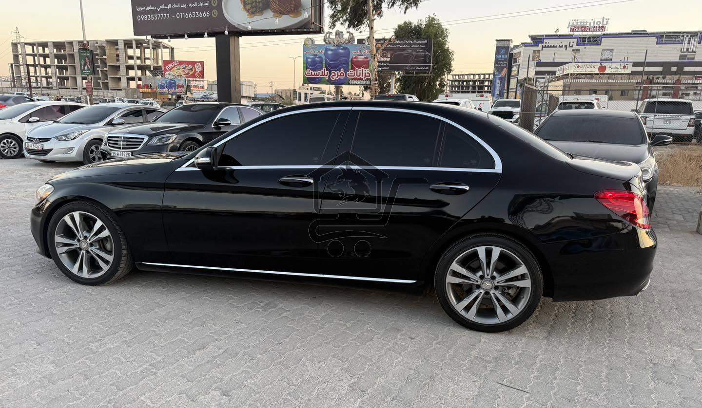 Mercedes C300 2015 4matic - الصورة 5