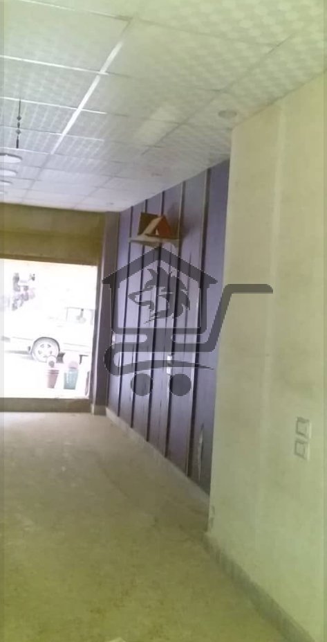 محل للبيع - الصورة 1