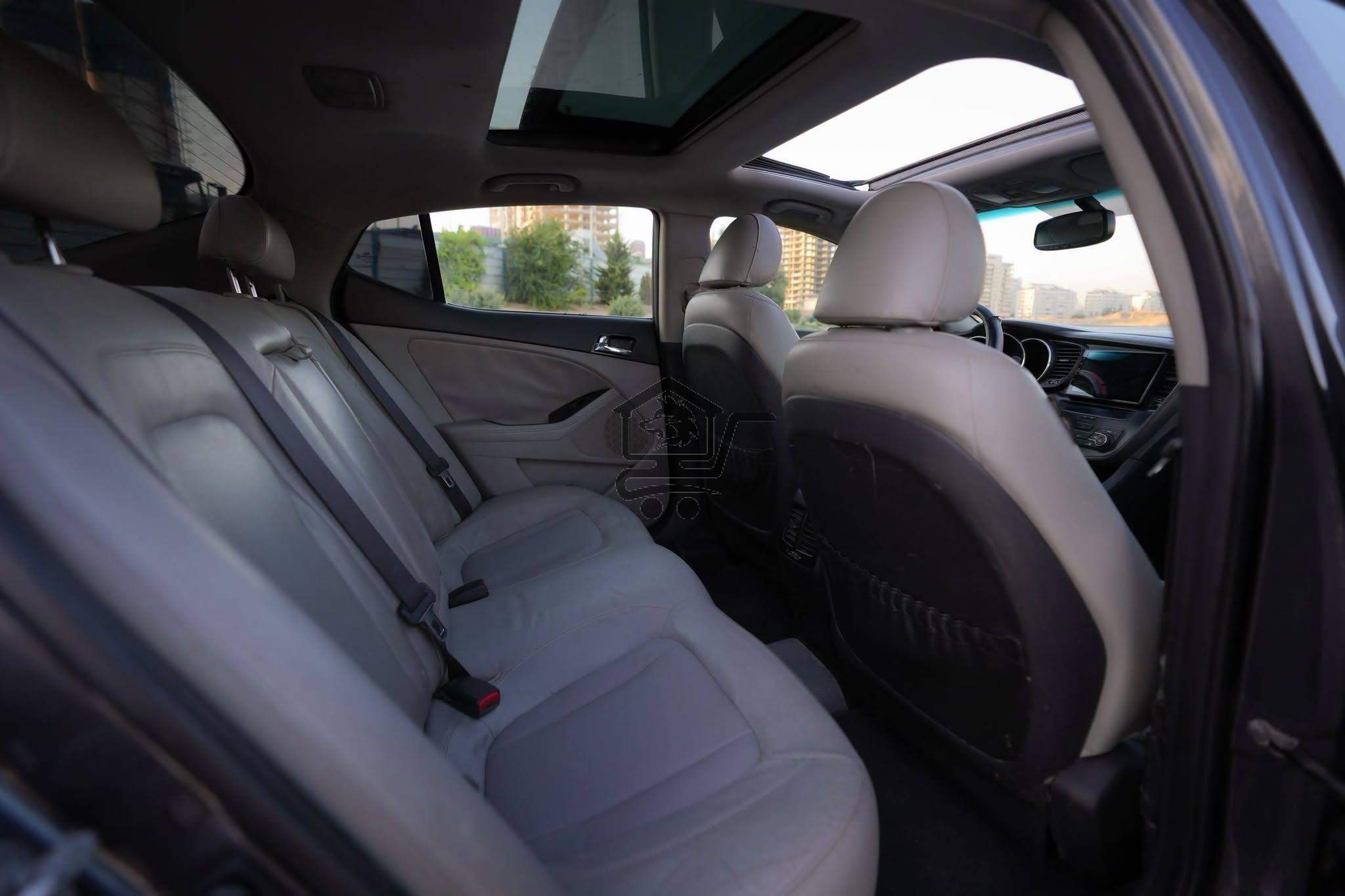 Kia Optima 2011 - الصورة 10