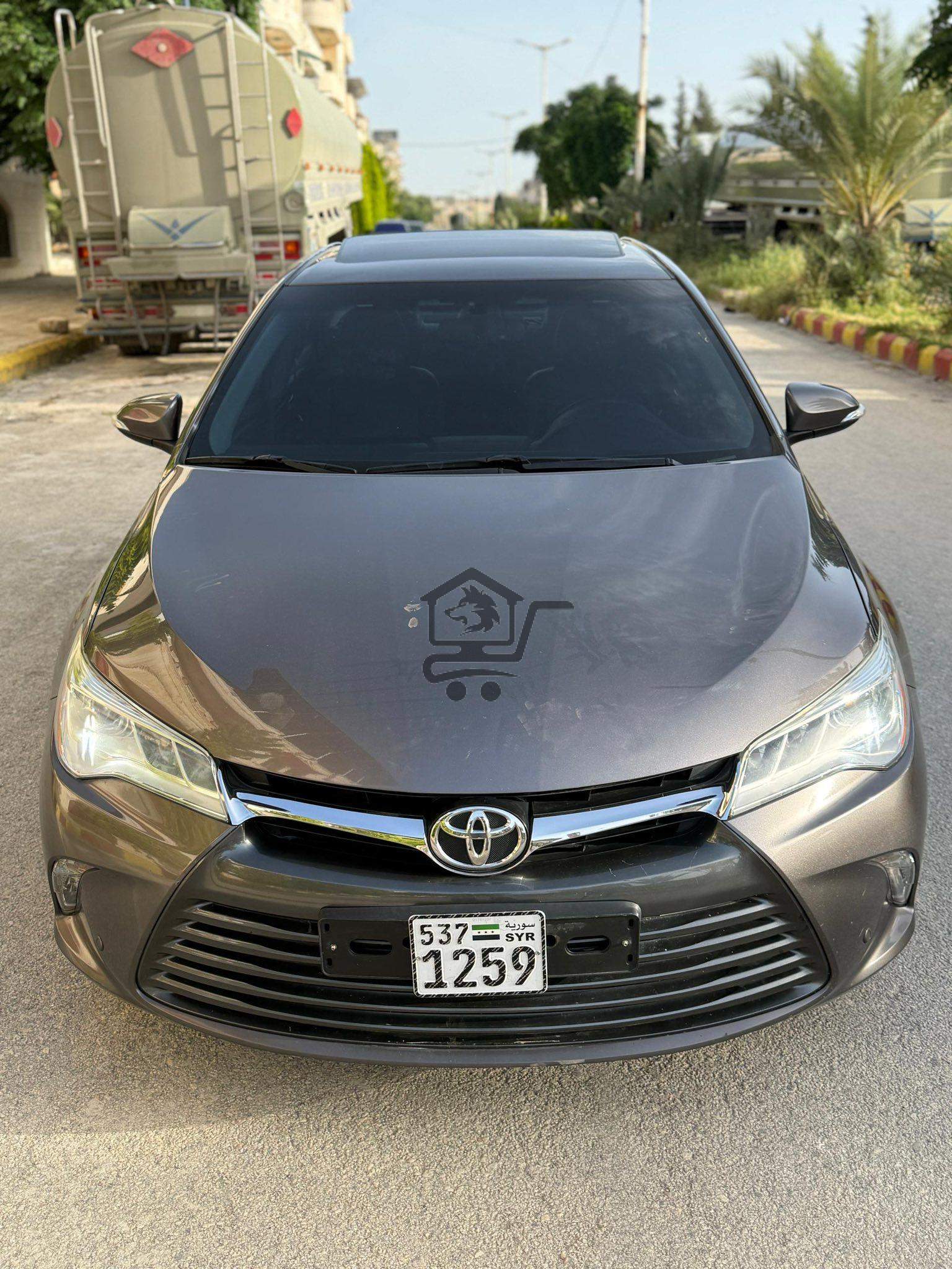 Toyota Camry 2015 - الصورة 4