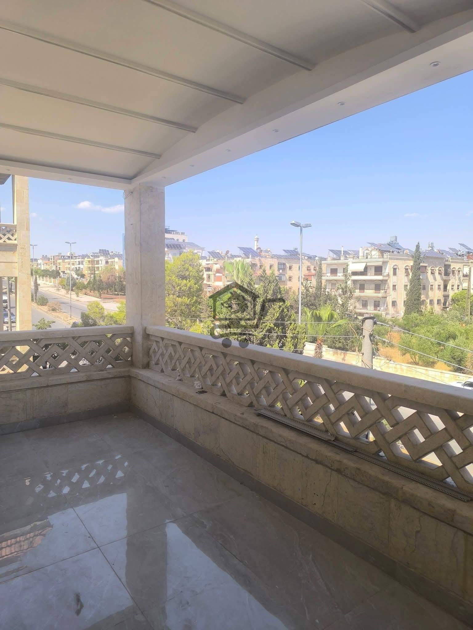منزل فاخر - الصورة 4