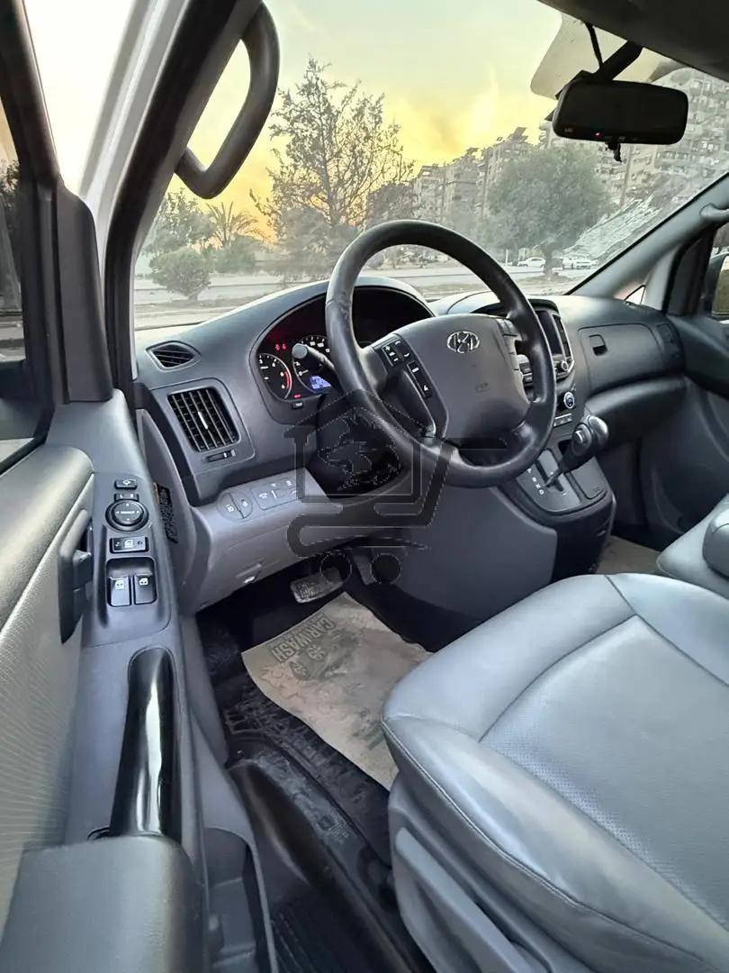 فان هيونداي جراند H1 2021 - الصورة 9
