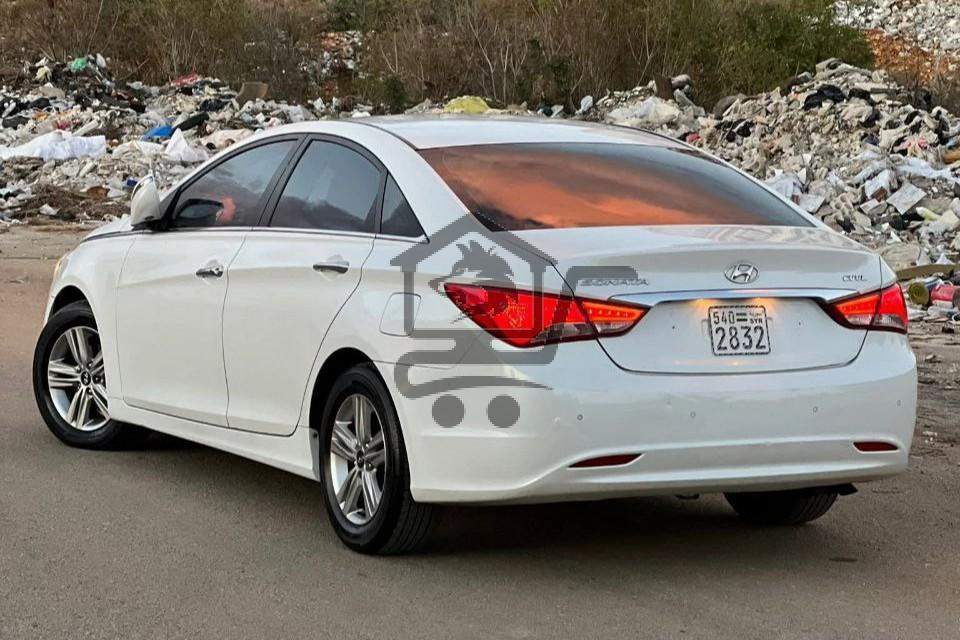 HUYNDAI SONATA 2013 - الصورة 2