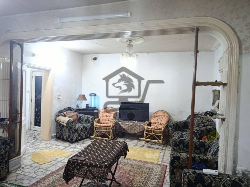 للبيع منزل بحاجة لإعادة إكساء - الصورة 3