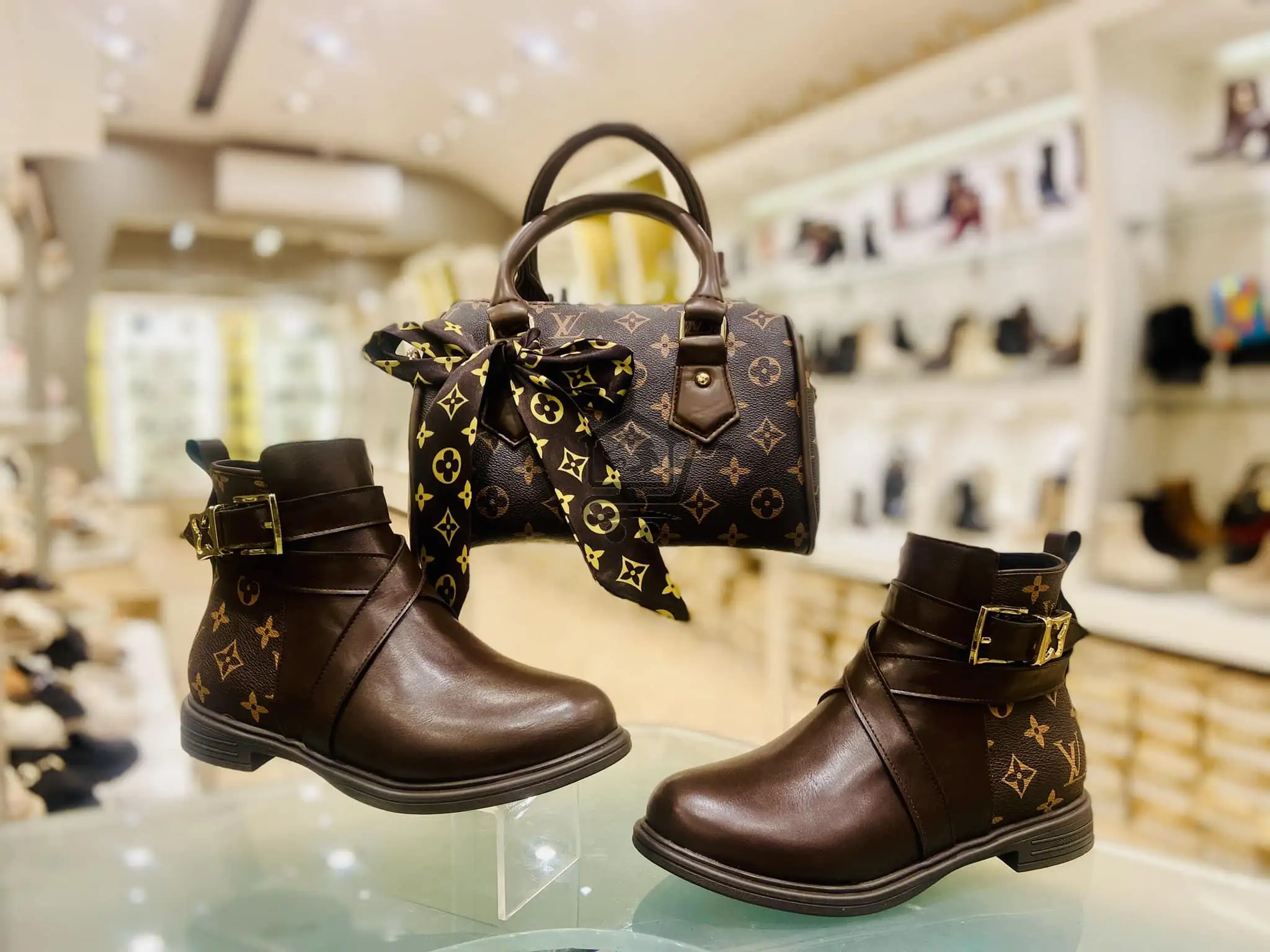 LAREN shoes أحذية لارين - الصورة 2