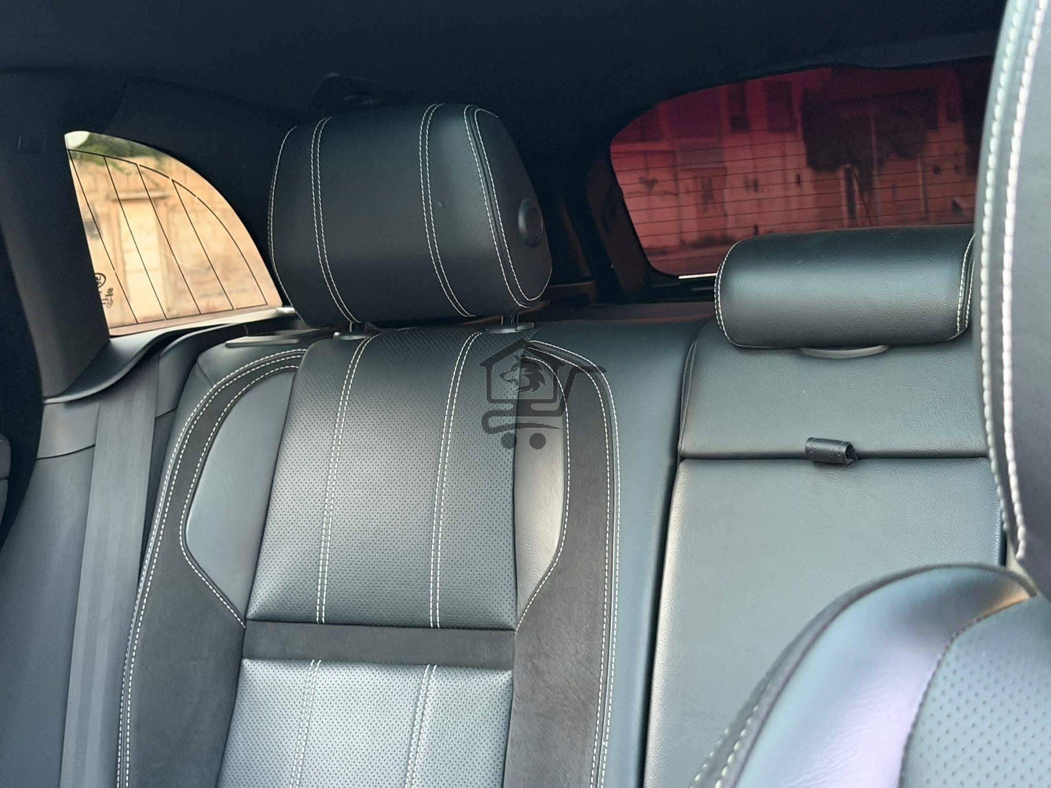 Range Rover Velar - الصورة 3