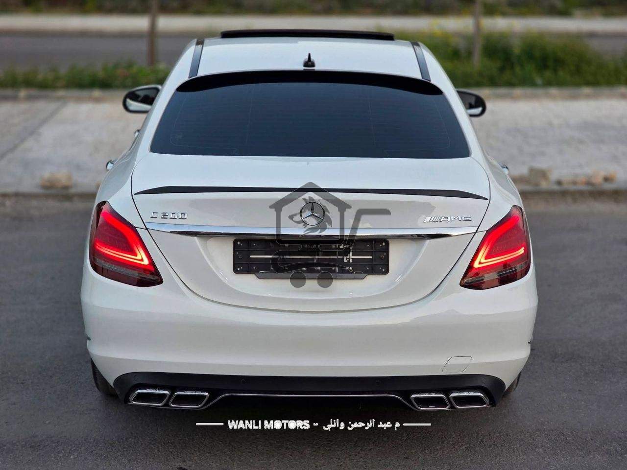 MERCEDES BENZ C300 - الصورة 5