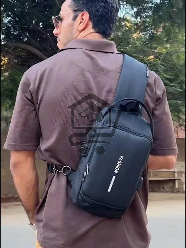 حقيبة كتف شبابية - الصورة 1