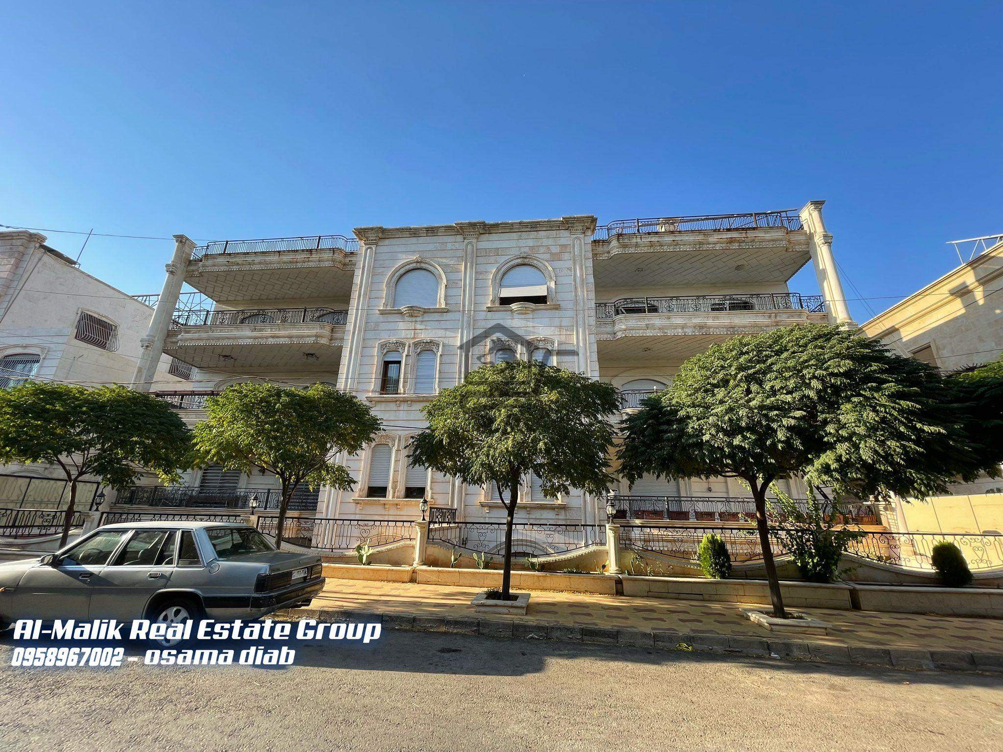 شقة سكـ.ـنية مميزة للبـ.ـيع مع #الفرش - الصورة 2