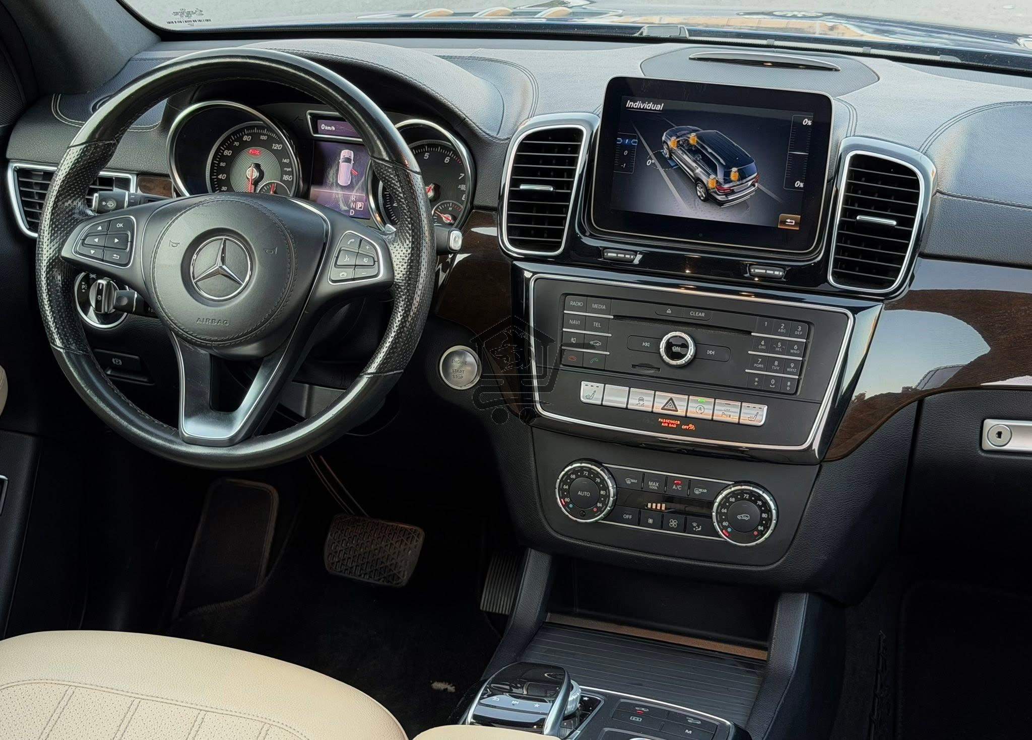 Mercedes-Benz Gls 450 - الصورة 6