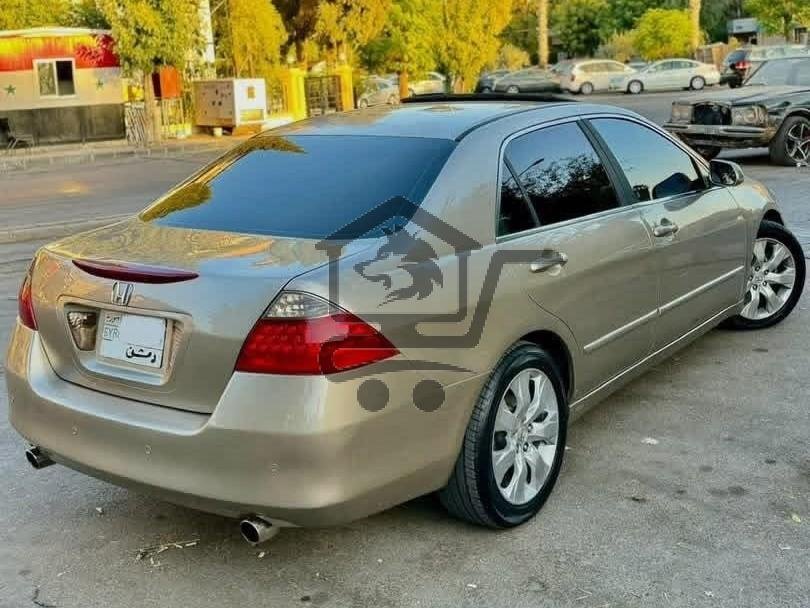 Honda Accord 2007 - الصورة 4