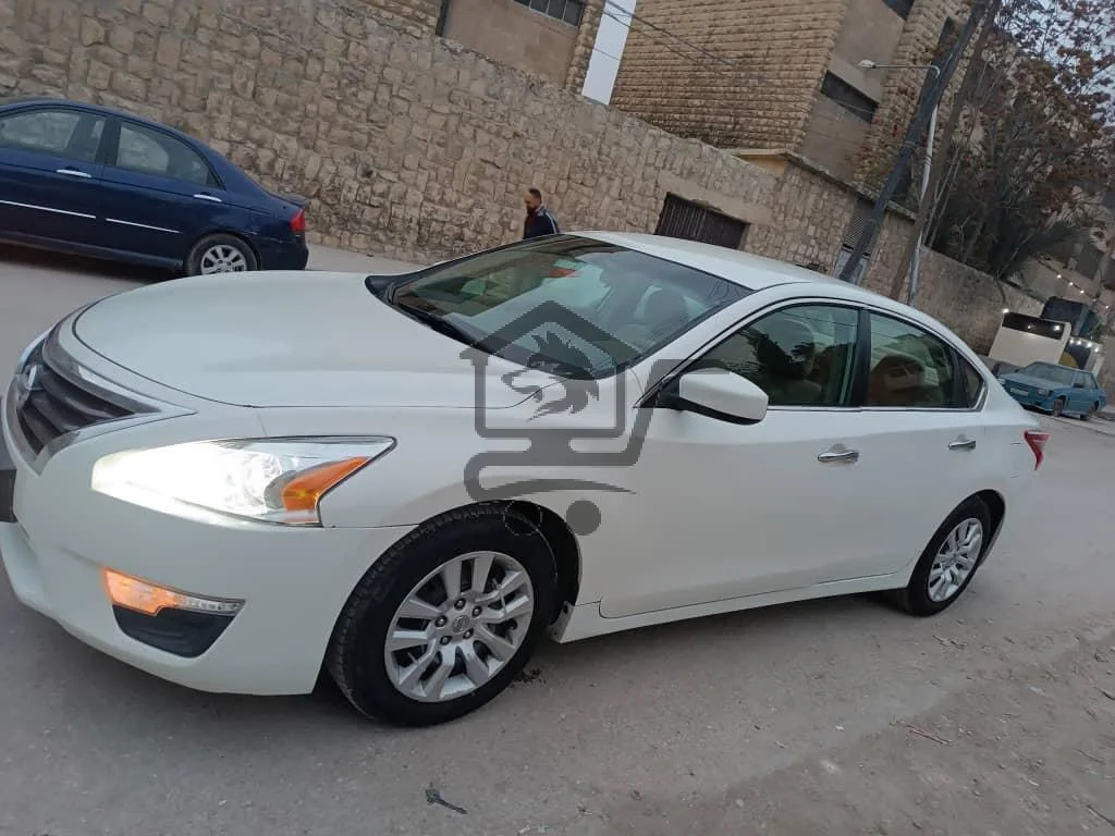 نيسان التيما