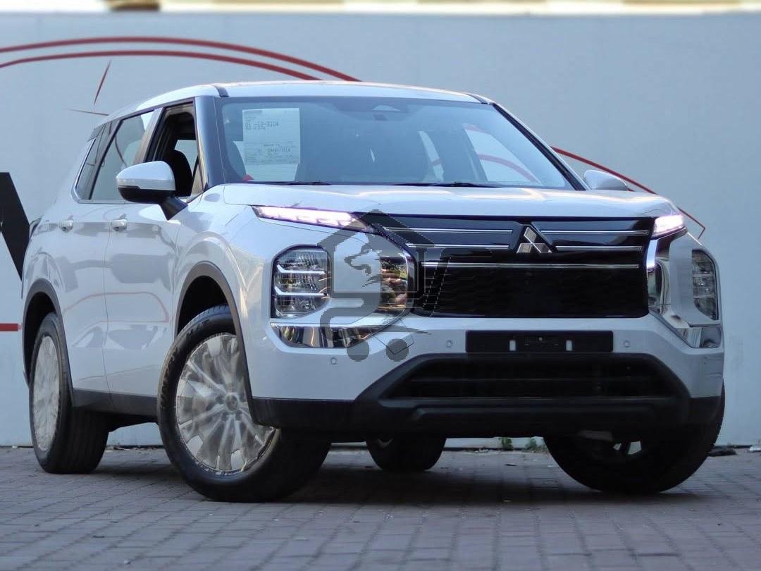 Mitsubishi Outlander 2025 - الصورة 1