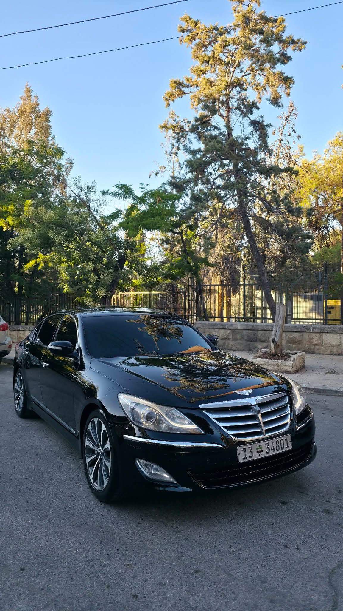 Hyundai Genesis - الصورة 1