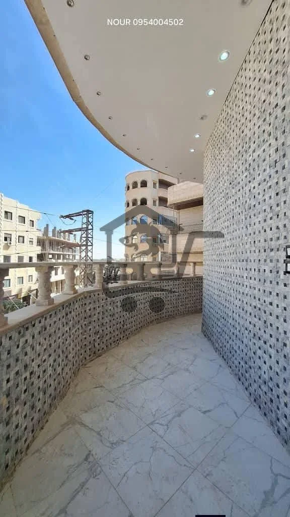 للبيع_شقـــــــه_سكنية بمساحة واسعة - الصورة 2