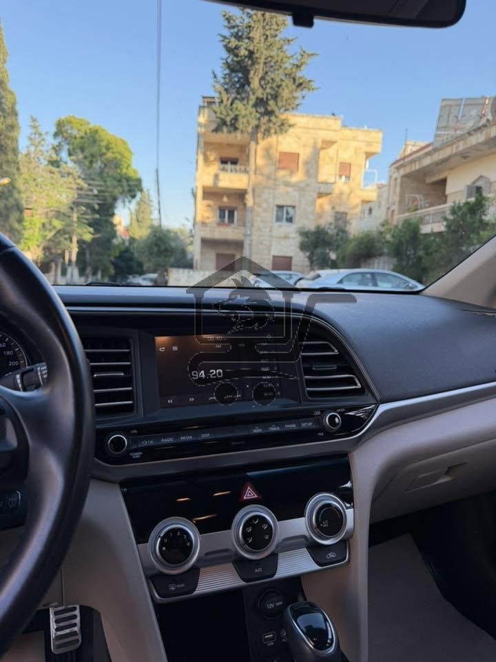 Hyundai Elantra 2020 - الصورة 8