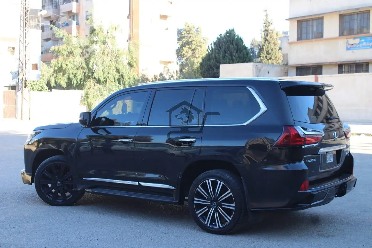 سيارة للبيع - الصورة 2