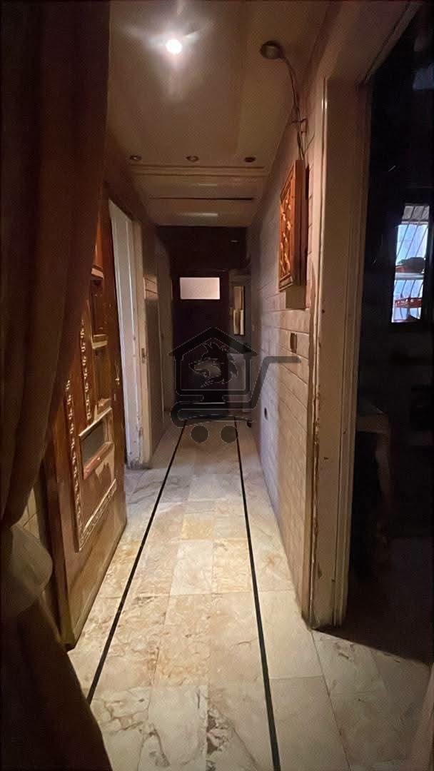 شقة للبيع بموقع حيوي - الصورة 2