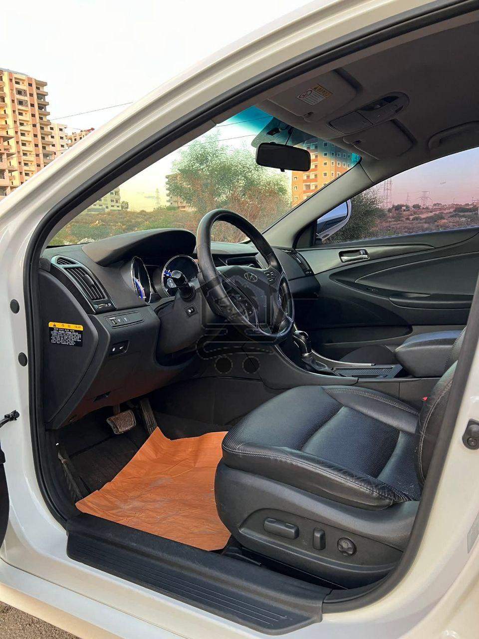 HUYNDAI SONATA 2013 - الصورة 7