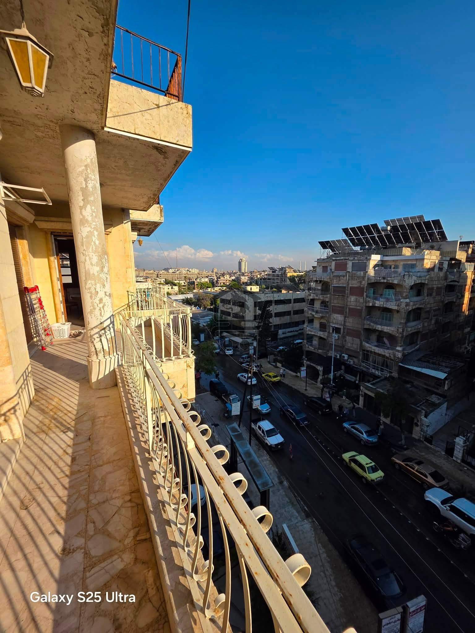 للبيع شقة بموقع متميز - الصورة 6