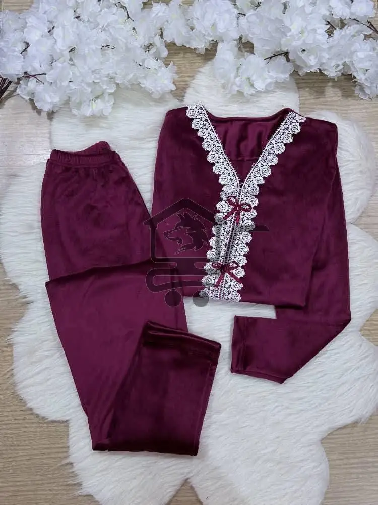 بيجامة Alo مخمل - الصورة 4