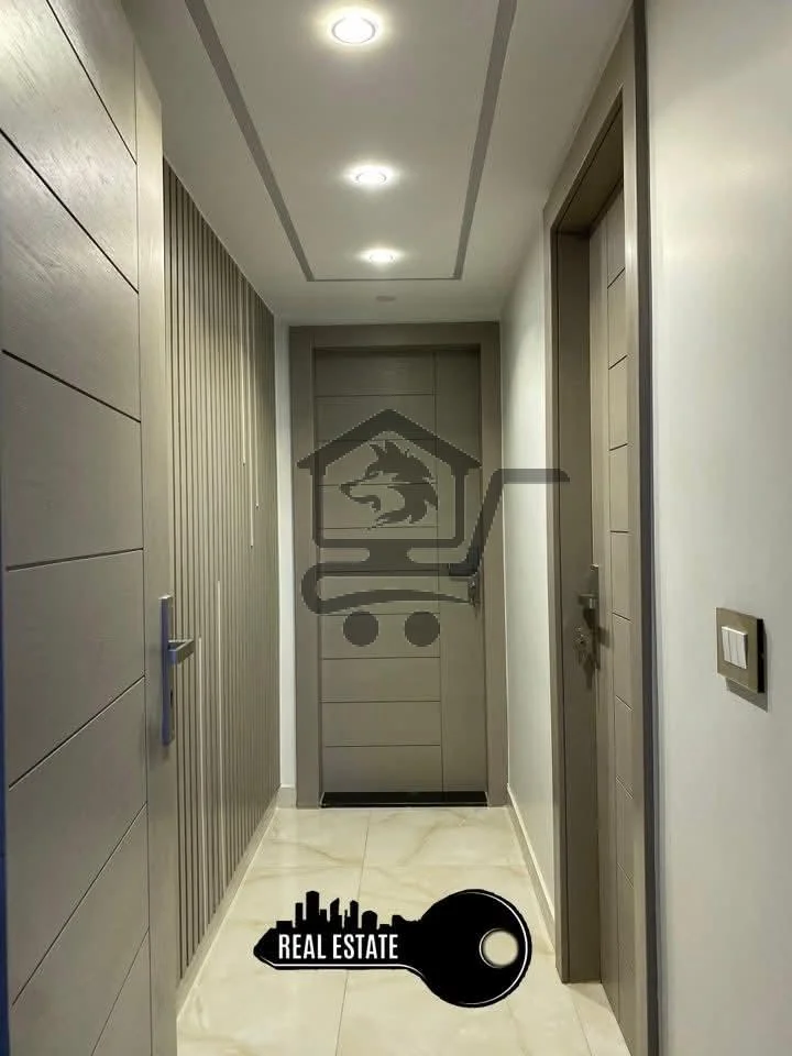 منزل فخم بموقع حيوي وراقي - الصورة 6