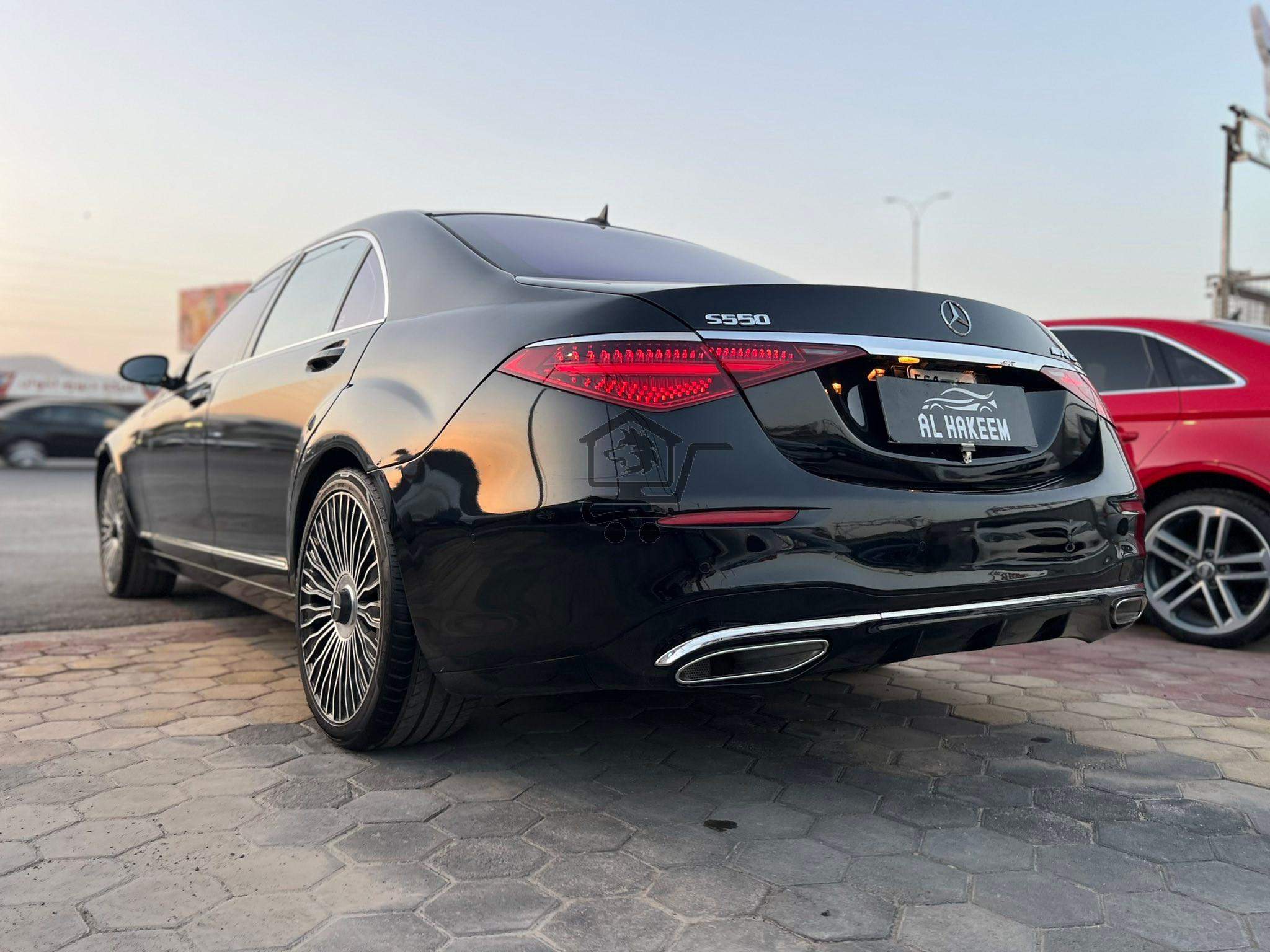 Mercedes-Benz S550 - الصورة 4