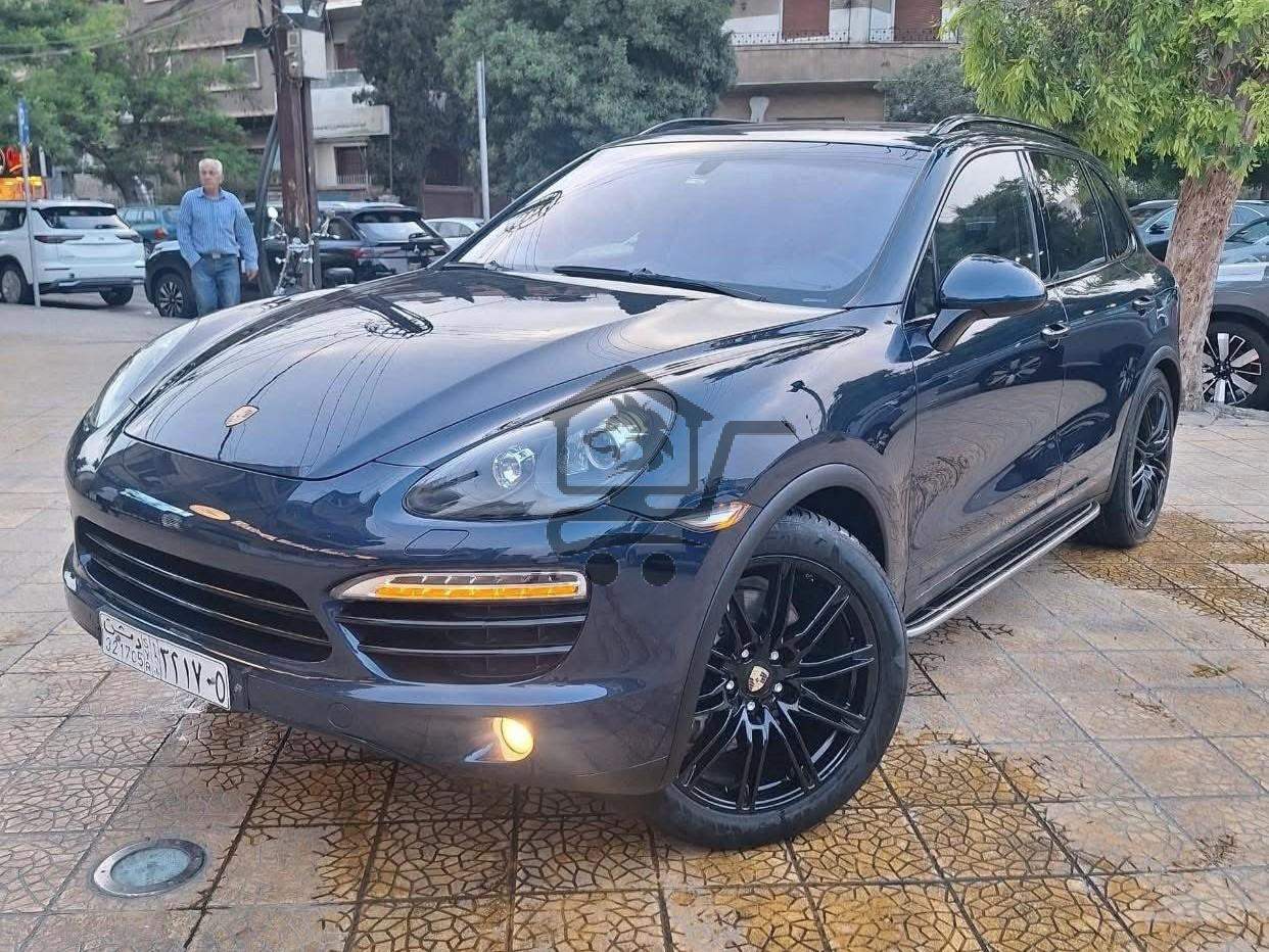 Porsche Cayenne 2011 - الصورة 1