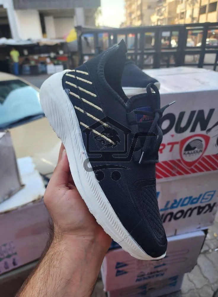 حذاء رياضي للشباب - الصورة 3