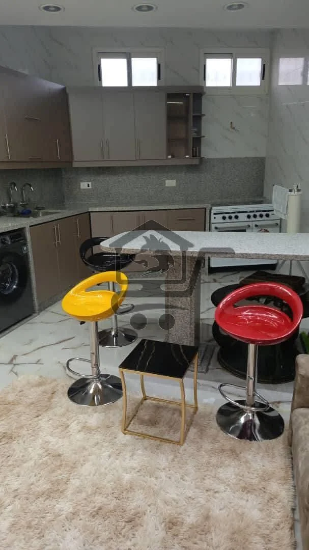 شقة بفرش جديد - الصورة 2