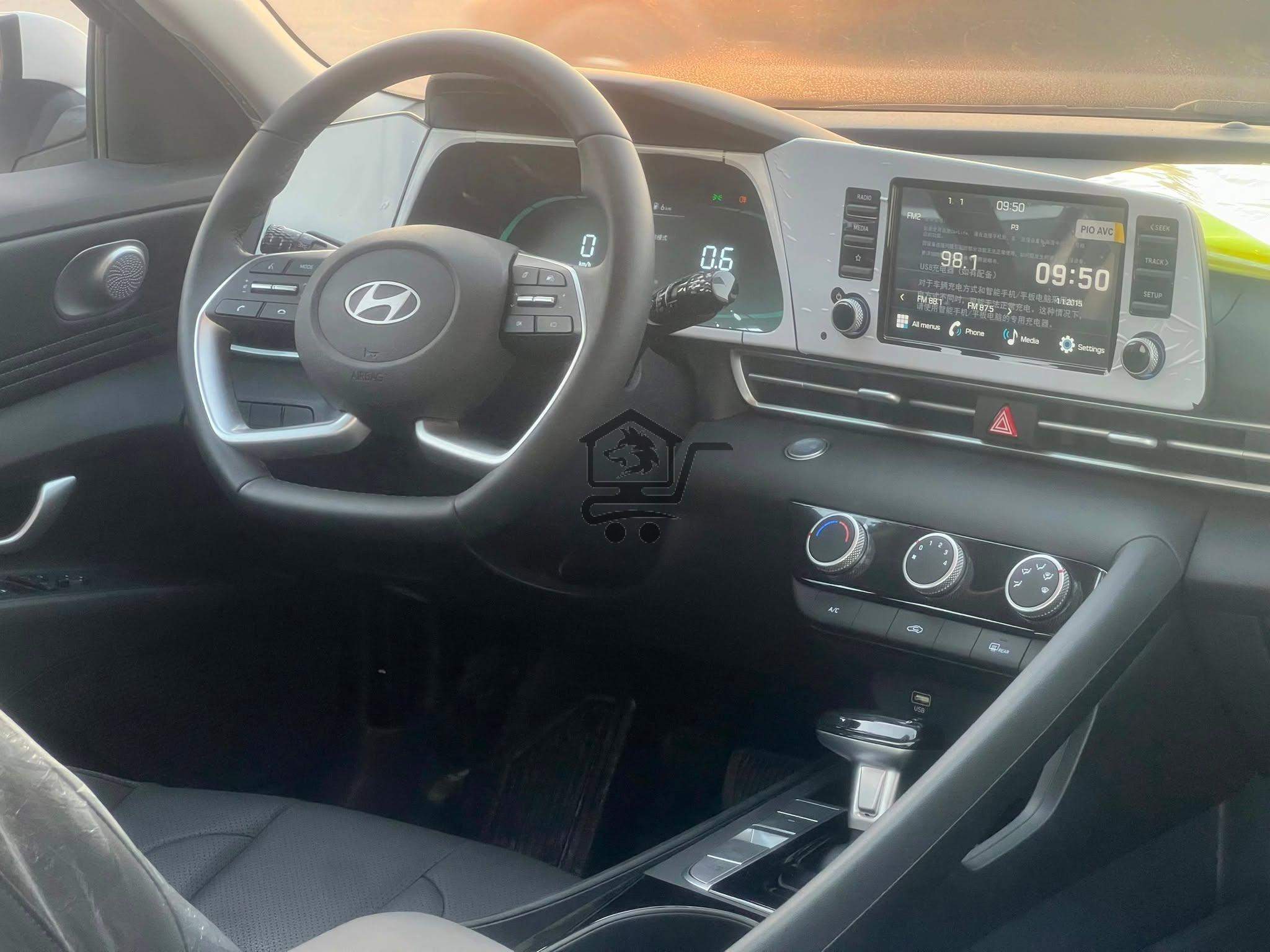 Hyundai Elantra 2025 - الصورة 6
