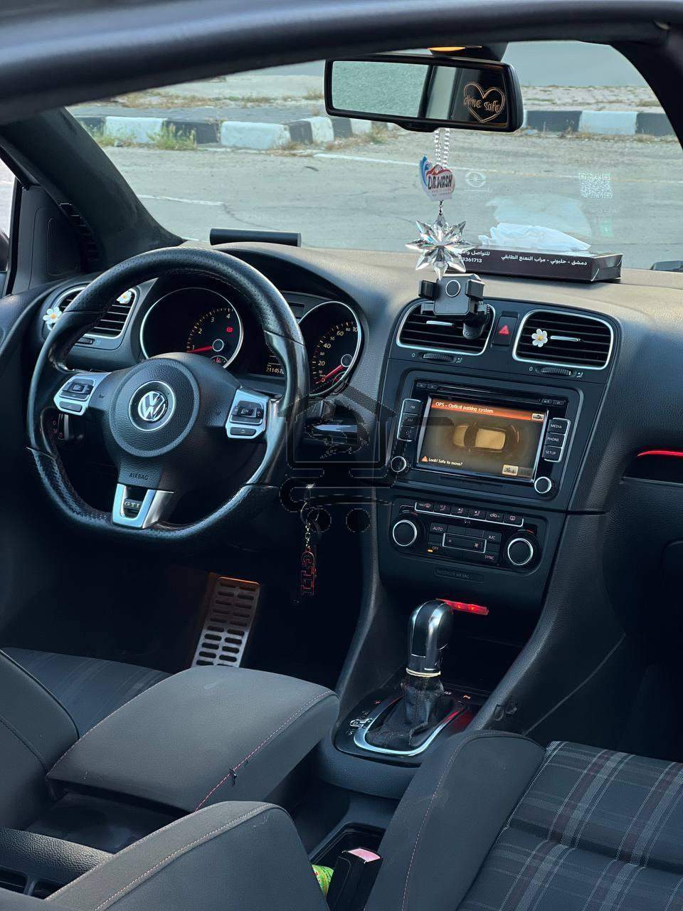Volkswagen GTI Mkvl6 - الصورة 5