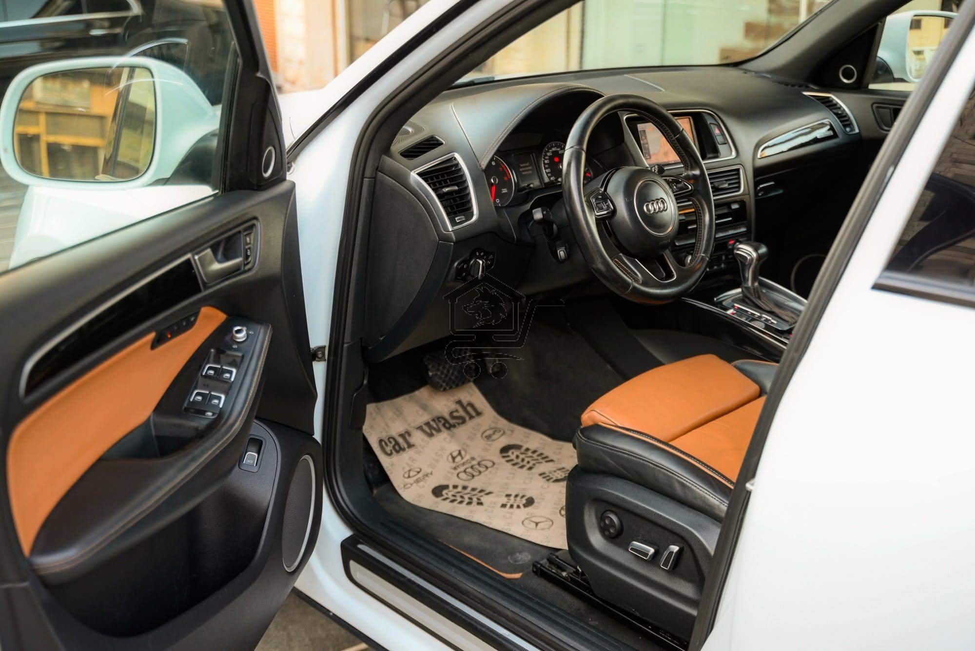 Audi Q5 S-Line - الصورة 5