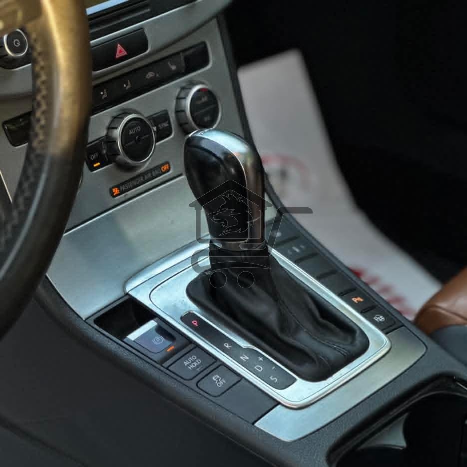 VOLKSWAGEN - الصورة 2