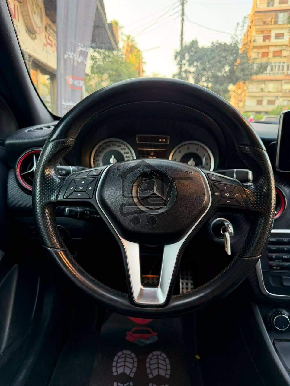 Mercedes-Benz A250 2014 - الصورة 7