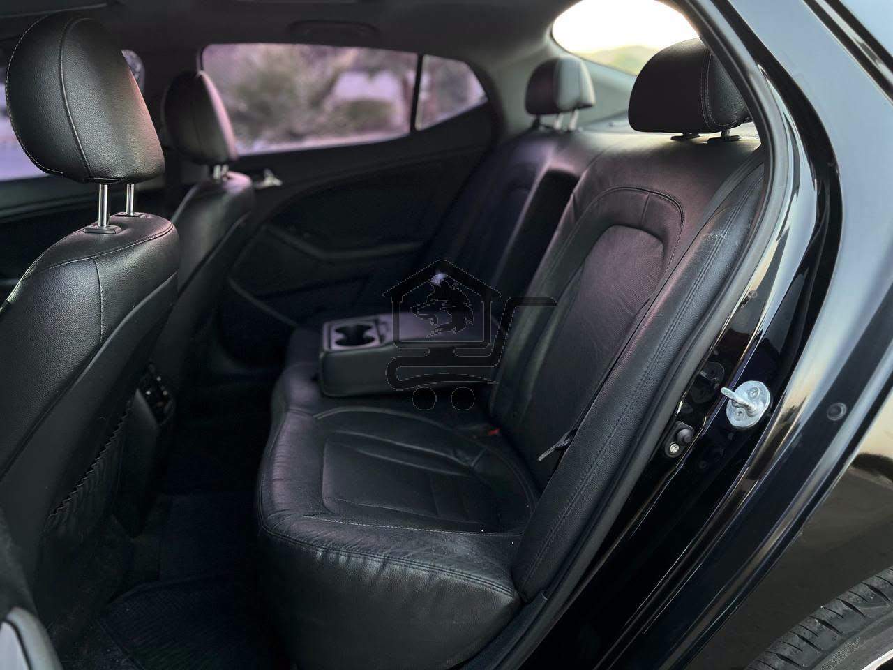 Kia Optima 2012 - الصورة 9