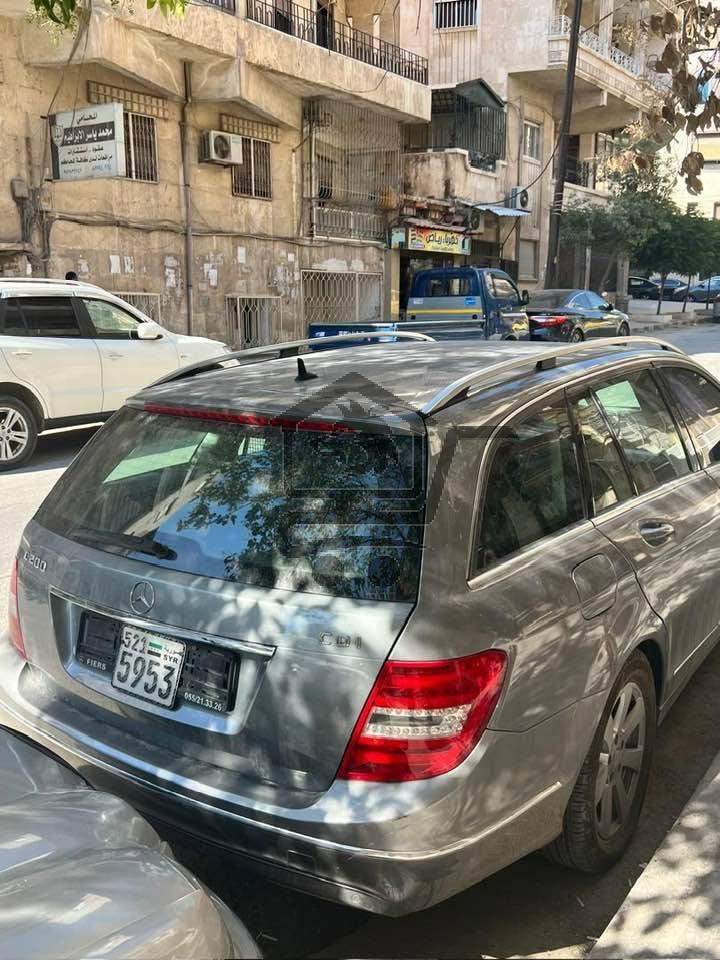 مارسيدس c200 - الصورة 3