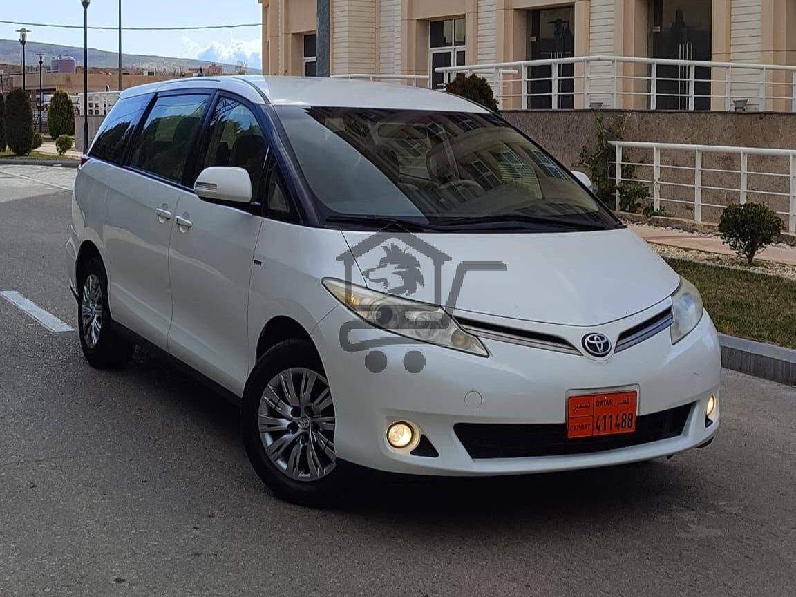 Toyota Previa 2014 - الصورة 1